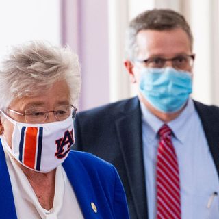 Alabama Gov. Ivey issues statewide mask mandate in public spaces, beginning Thursday