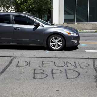 Berkeley approves goals to cut police budget by 50%, reduce cops’ role in traffic enforcement