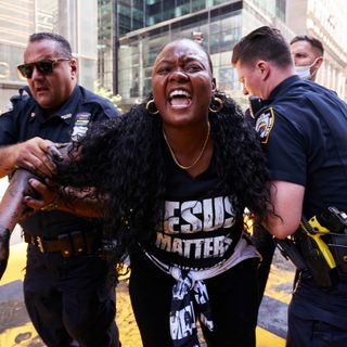 2 in custody after Black Lives Matter mural outside Trump Tower is again defaced