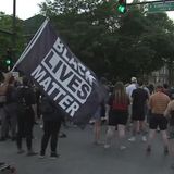 Chicago protesters rally at mayor's house a day after clashes with police