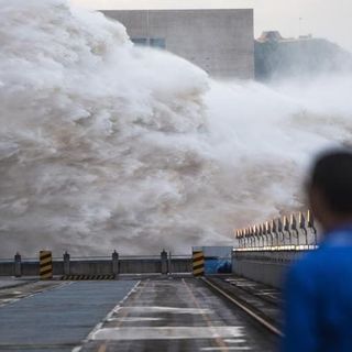 Three Gorges Dam deformed but safe, say operators