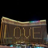 Venetian Resort in Las Vegas offering free night stay to frontline 'community heroes'