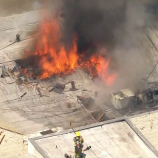 LAFD battles massive commercial fire in Pico-Robertson area