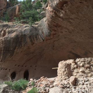 Popular tourist spot at Bandelier National Monument temporarily closes due to erosion