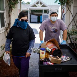 Coronavirus: Serving the newly poor in Silicon Valley’s wealthiest neighborhoods