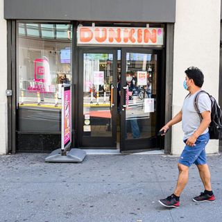 Dunkin' is closing 800 US locations