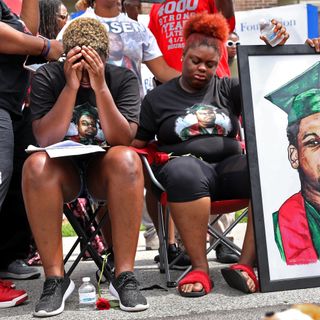 Prosecutor: No charges for officer in Michael Brown’s death