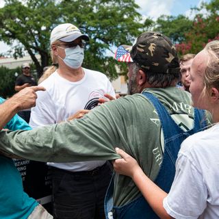 Supporters of GOP Congressman Louie Gohmert, Dem opponent Hank Gilbert clash in downtown Tyler