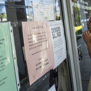 California unemployment agency workers say internal problems are stalling claims process