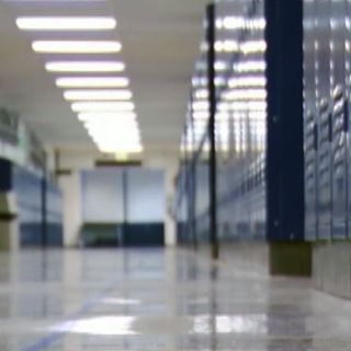 Gov. Reeves pushes school start date for 7-12th grade in 8 counties; Issues statewide mask mandate