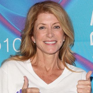 Abortion Giants, Soros Propel Wendy Davis Run - Washington Free Beacon