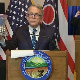 Gov. Mike DeWine issues order requiring students to wear masks at school