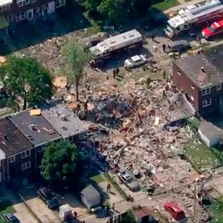 Explosion at homes in Baltimore kills 1 person and injures 7 others | CNN