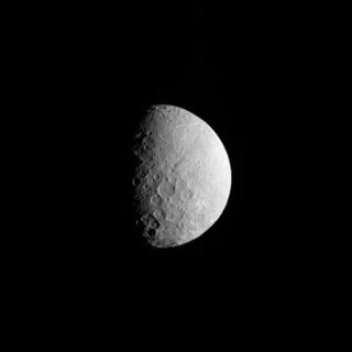 NASA's Dawn spacecraft discovers a hidden ocean under Ceres' icy shell