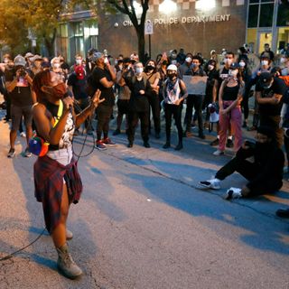 Black Lives Matter organizer calls Chicago looting ‘reparation’