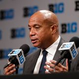 Big Ten becomes first major college football conference to cancel fall season