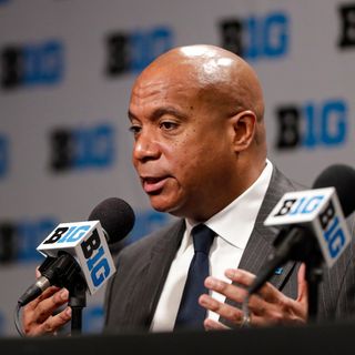 Big Ten becomes first major college football conference to cancel fall season