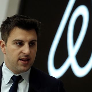 Airbnb plans to confidentially file for IPO this month