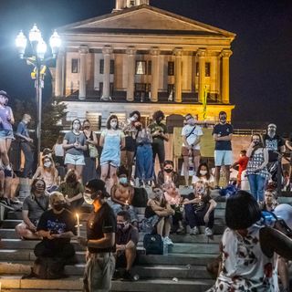 Tennessee legislature cracks down on protesters, making it a felony to camp overnight outside Capitol