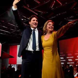Trudeau self-isolating after wife Sophie develops fever, gets tested for coronavirus - National | Globalnews.ca