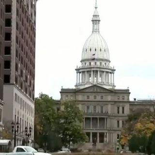 Michigan Senate calls rare Saturday session to debate forcing school districts to offer in-person option