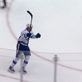 Hedman nets goal from the slot