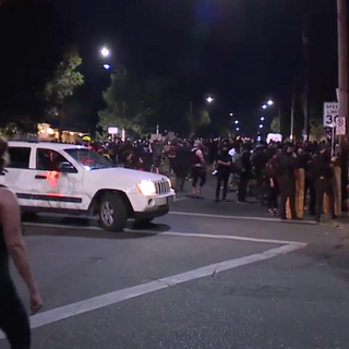 Portland police declare riot at Penumbra Kelly Building on East Burnside