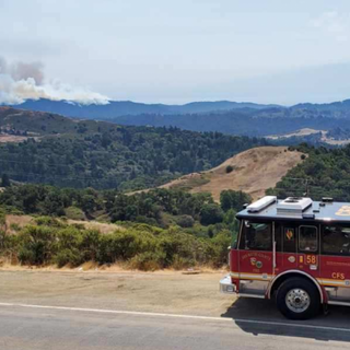 Evacuation orders for brush fires in south San Mateo Co.