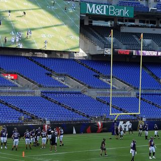 Which NFL stadiums are allowing fans to attend games?