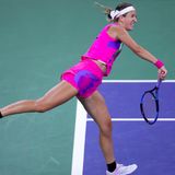 Victoria Azarenka Pulls Off Stunning Comeback to Upset Serena Williams in US Open Semifinal