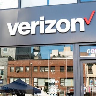 Verizon Buys Prepaid Carrier Tracfone