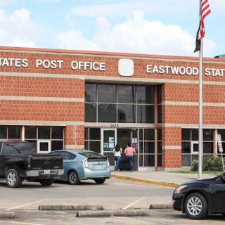 Houston Democrats to USPS leaders: Why are dozens of post offices rejecting voter materials?