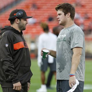 NFL Insiders on Baker Mayfield, Sam Darnold's Struggles as Seats Get Hotter