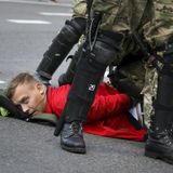 Belarus president closes some borders, puts army on alert