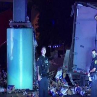 Intoxicated wrong-way driver causes 18-wheeler to fall onto Downtown Aquarium parking lot, police say