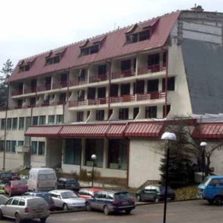 Mortified Bosnians Seek To 'Ungoogle' An Ethnic-Cleansing Hotel Of Horrors