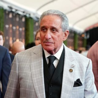 Arthur Blank to pay all hourly employees during coronavirus shutdown