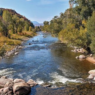 Fall colors expected to peak across Colorado this weekend