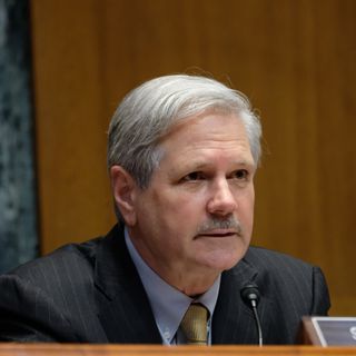 GOP Sen. Hoeven bought up to $250,000 in health sciences fund days after coronavirus briefing