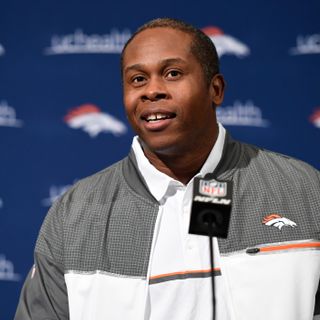 Kiszla: Why John Elway was smart to pick Vance Joseph over Kyle Shanahan as Broncos coach