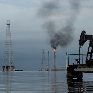 Venezuela’s broken oil industry is spewing crude into the Caribbean Sea