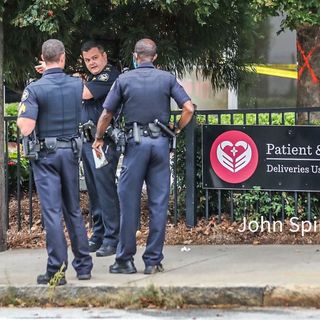 2 stabbed at Atlanta MARTA station; suspect in custody