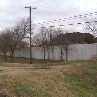 $450,000 deal being finalized to clean up 'shingle mountain' in Dallas