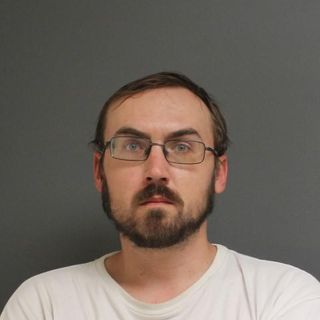 Shelton man accused of vandalizing Trump signs