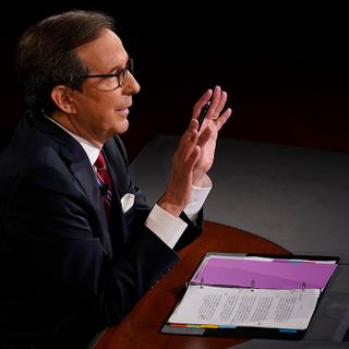 Trump campaign adviser spars with Chris Wallace over debate