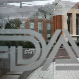 FDA publishes vaccine guidelines opposed by White House