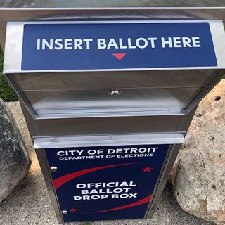 Signature errors ruin thousands of Michigan ballots. Don’t be that voter. | Bridge Michigan