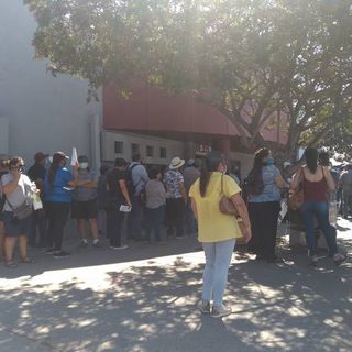 Long lines to register ‘chocolate cars’ in Tijuana