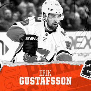 Flyers sign D Erik Gustafsson