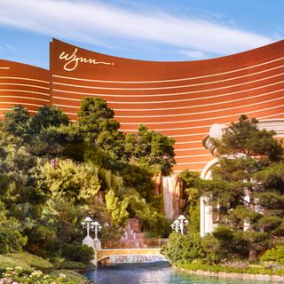 Encore at Wynn Las Vegas changes operating hours due to low demand